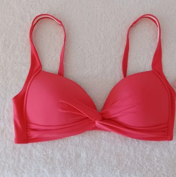 VENUS Pink Twist Bikini Top - Picture 1 of 14
